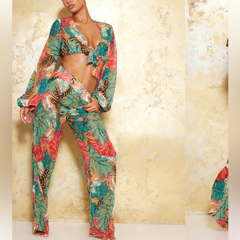 PrettyLittleThing Leaf Print Set in Green and Orange size US 4 / EU 36 / UK 8